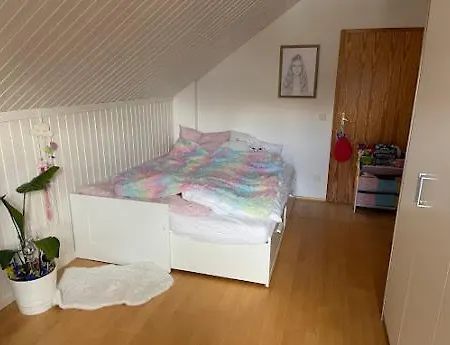 Appartamento Gemutliche Moderne 3 Zi. Kirchheim bei Muenchen
