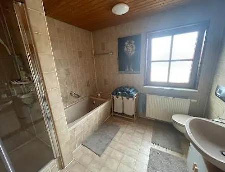 Gemutliche Moderne 3 Zi. Appartamento Kirchheim bei Muenchen